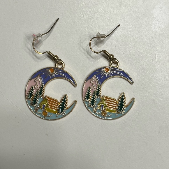 Dangling Earrings - Picture 3 of 3